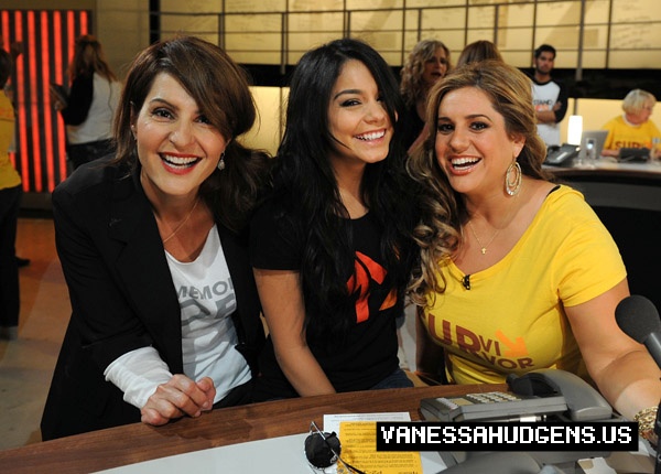 Vanessa Hudgens- Stand Up To Cancer - Page 2 39