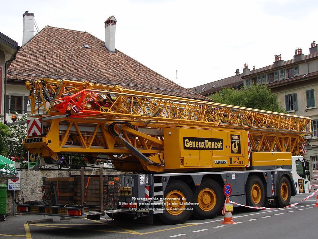 Grue mobile de construction Liebherr MK 88 20100608dsc04734-