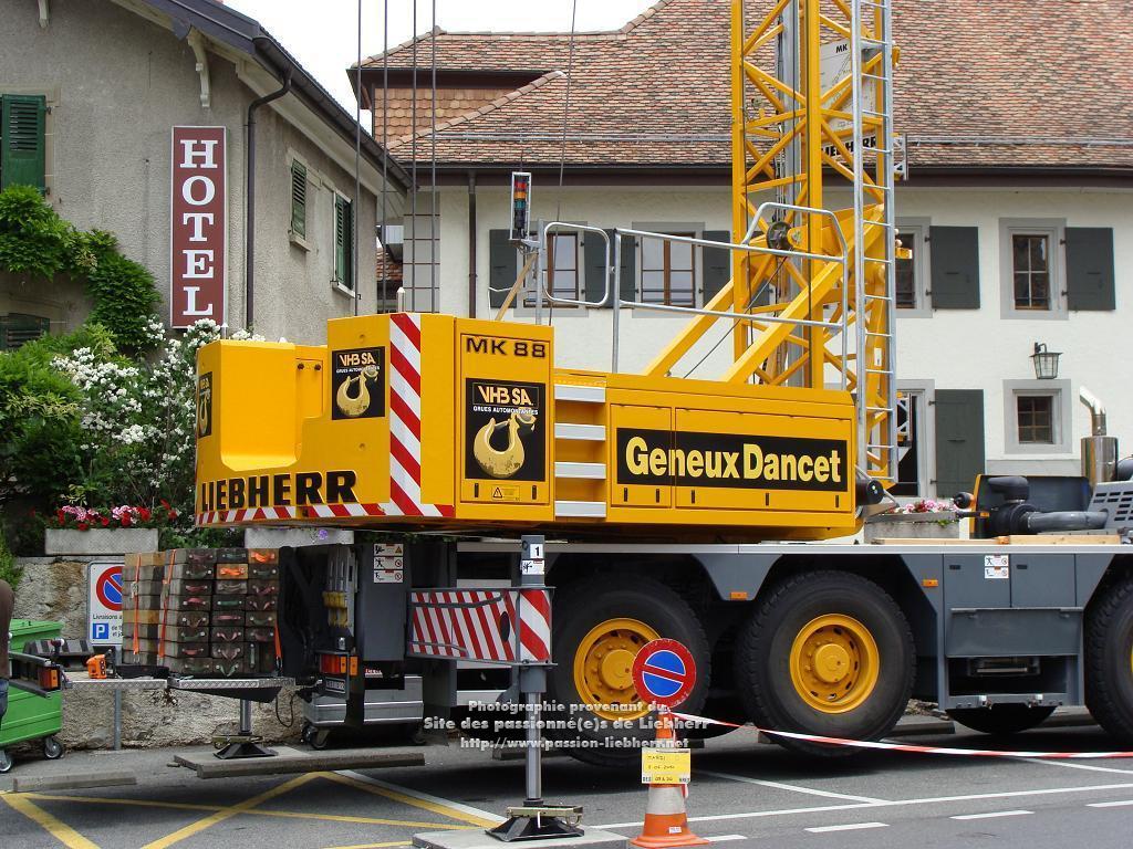 Grue mobile de construction Liebherr MK 88 20100608dsc04768-