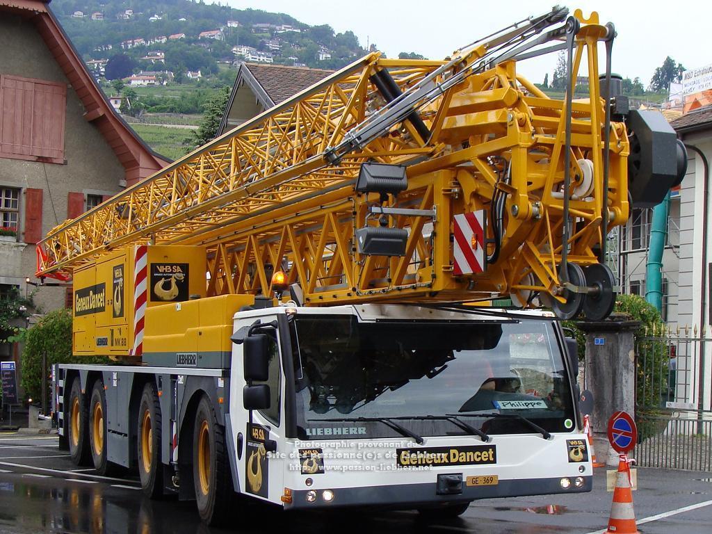 Grue mobile de construction Liebherr MK 88 20100608dsc04836-