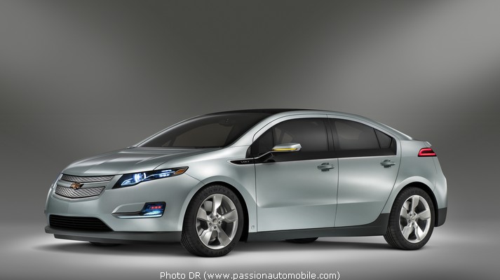  سيارة chevrolet volt 2011 Chevrolet-volt-concept-car-2011-4