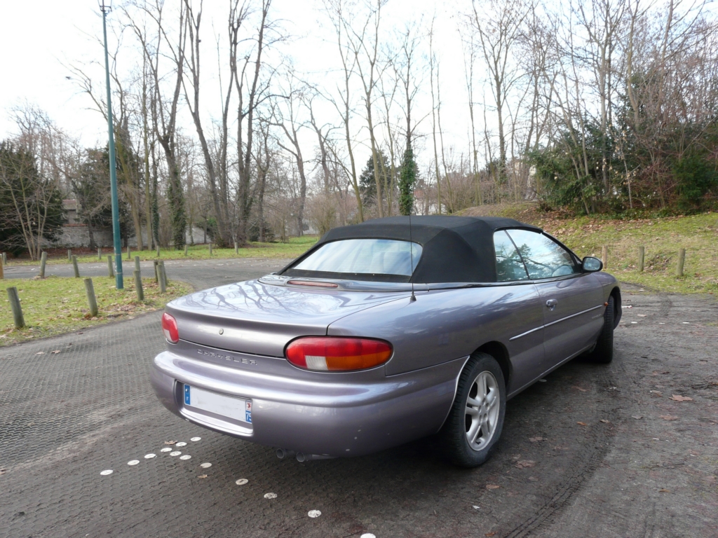 Chrysler Stratus Cabriolet 2.5 V6 163 cv Stratus-ard