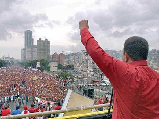 IVAD: popularidad de Chávez se dispara a 73.3%  Hugo_chavez-724441