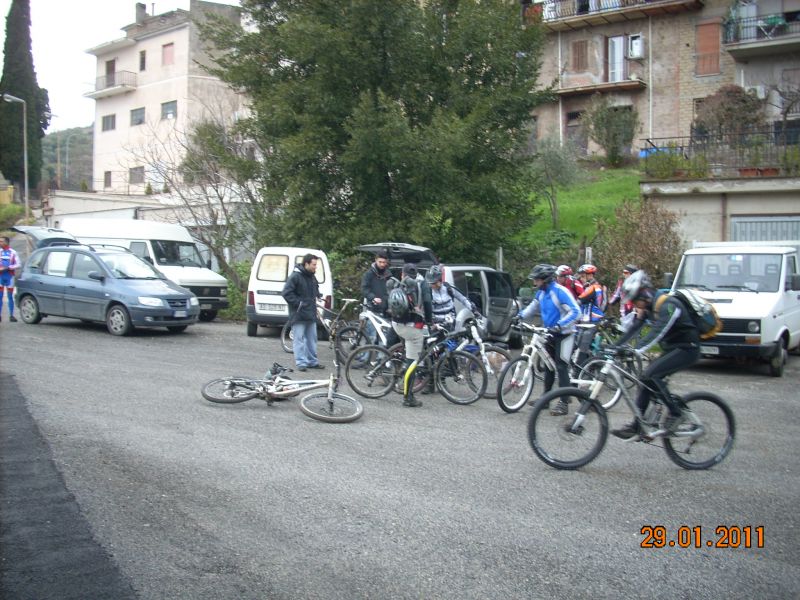 RAMPAGNOLO 2011 - Sabato 29 Gennaio - Giro XC e Giro Am\ENDURO  - Pagina 2 1296380299_2371_FT162253_dscn0297_