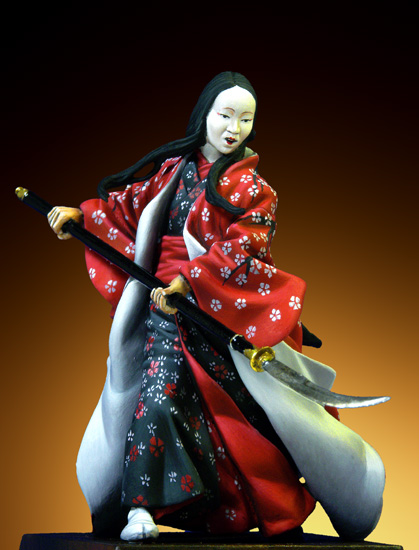Femme samourai Pegaso B2b_PEG_54-218_1