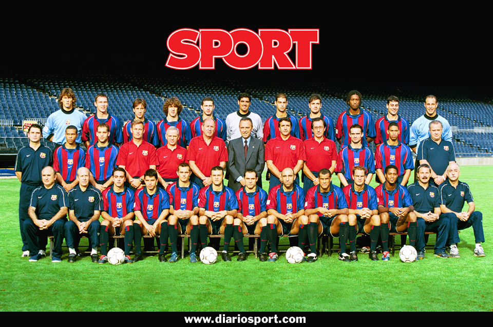 Hilo del FC Barcelona Plantilla%20Bar%C3%A7a%2001-02