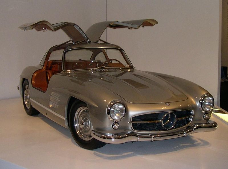 Mercedes 300SL Gullwing L-1955-Mercedes-Benz-300SL-Gullwing-Coupe