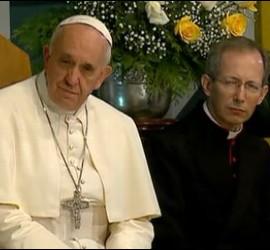 El Papa Francisco en Brasil Hospital4_270x250