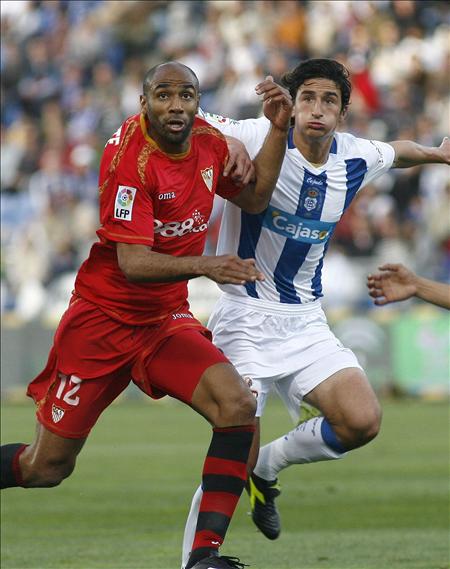 0-1. El Sevilla se despega de sus perseguidores 2077012w