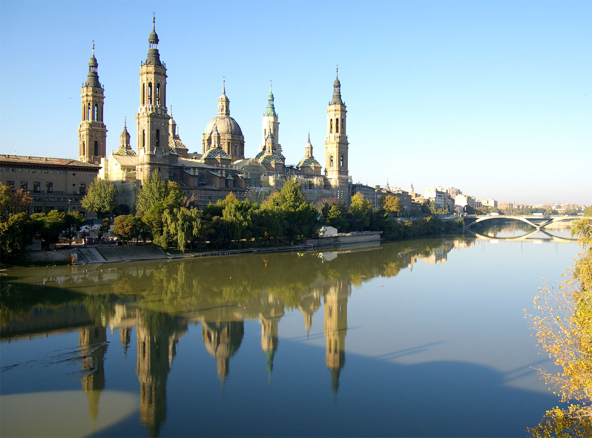 (Zaragoza, Santander o Bilbao) Al final fue Madrid. Zaragoza-reflection-big