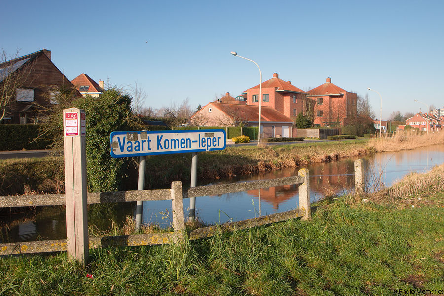 Canal Ypres-Comines (Kanaal Ieper-Komen - 'Verwezen Kanaal') (Fietssnelweg 372) 2012-01-15-0004