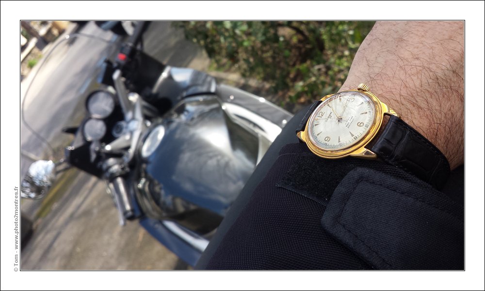 ****La montre du jour ! vol. 26**** - Page 12 Wristshot-20160405_131402(0)