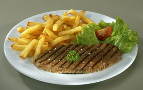 coucou, je galope sur mon mustang sali Steak-frites-et-salade-verte-zPC377