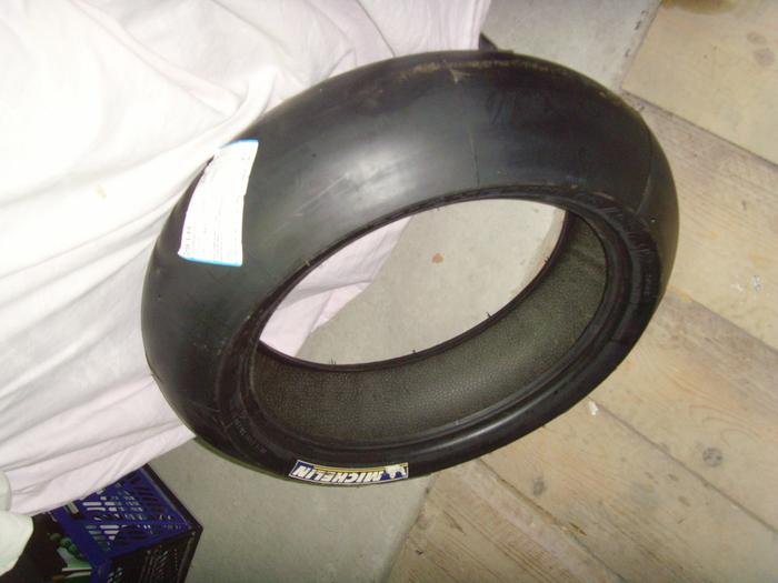 [VENDU] slick Michelin Neuf M_204199855_0