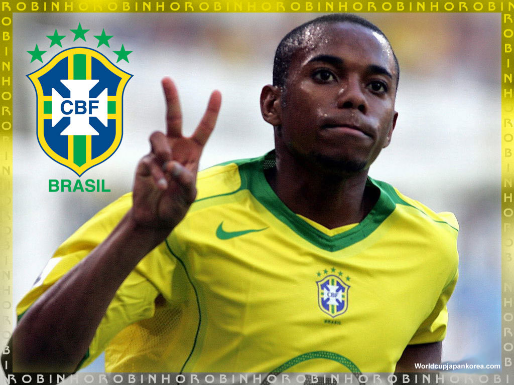 2013 | Beach Hunk | Brazil | Renan Oliveira Soccer-graphics-robinho-310006