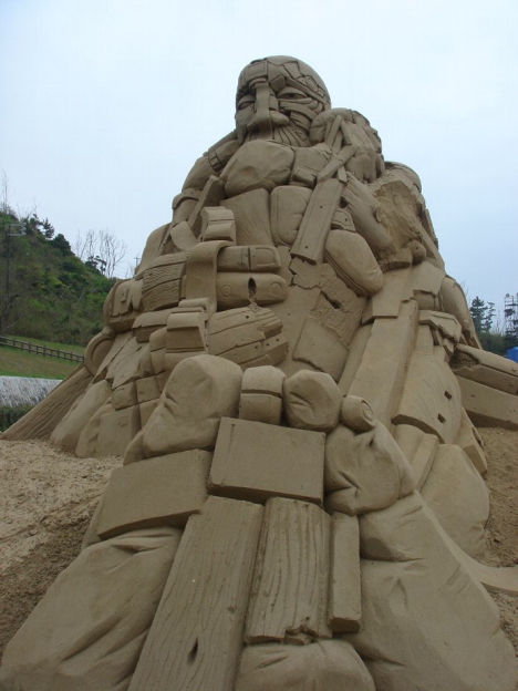 Nghệ thuật điêu khắc trên cát Sand_sculpture_4