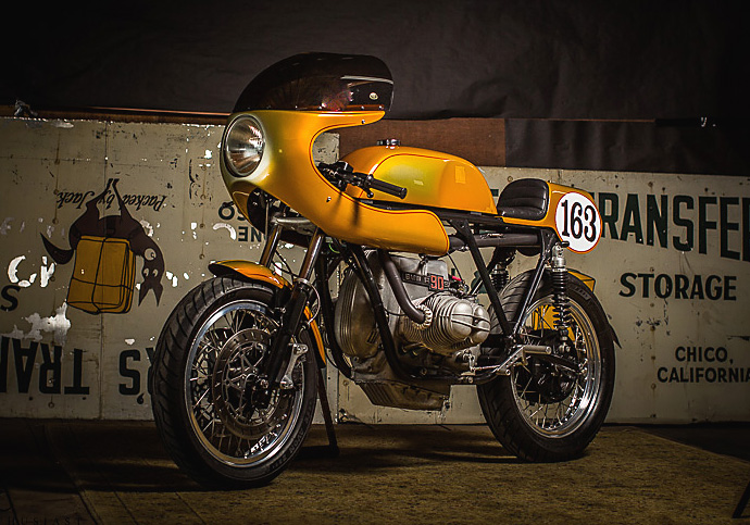 C'est ici qu'on met les bien molles....BMW Café Racer - Page 39 07_04_2016_Boxer_metal_BMW_R90S_01