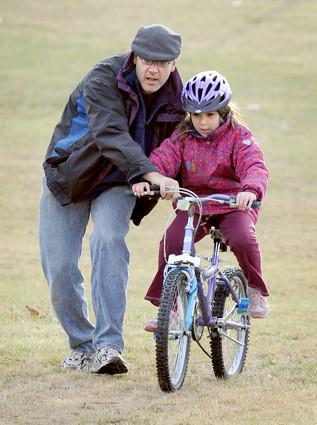 Kako naučiti dijete ili odraslu osobu da vozi bicikl 3263972586_8725507e93_o