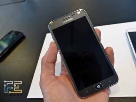 Comparer Samsung ATIV S et Samsung Galaxy S3 [Photos + vidéo] 332250-450x337