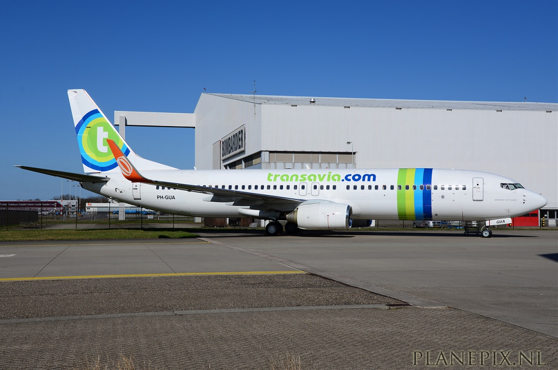 PICS AMS 20-4-2013 Normal_8010_PH-GUA_B737-800W_Transavia_28Gol_w-l29_AMS