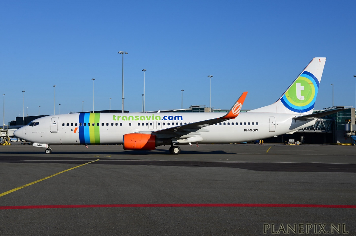 PICS AMS 20-4-2013 Normal_8014_PH-GGW_B737-800W_Transavia_28Gol_w-l29_AMS