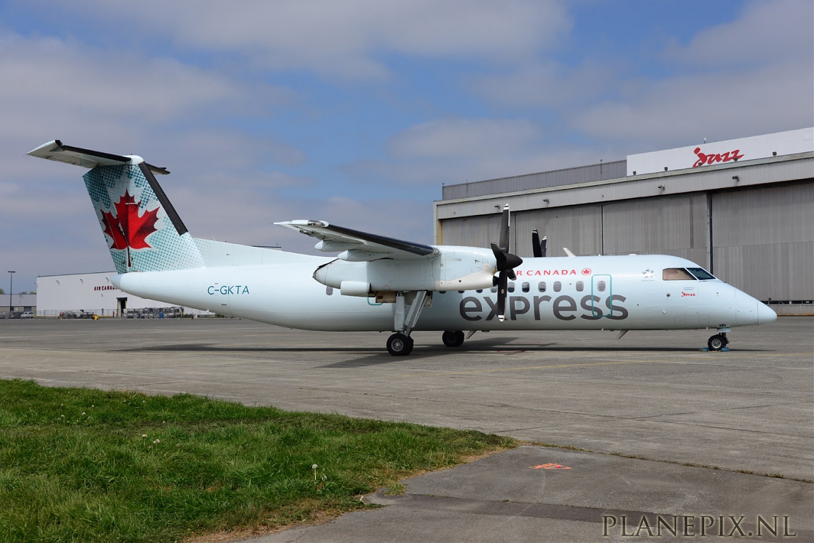 Vancouver 5 May 2013 + 8 May 2013 Normal_8122_C-GKTA_DHC8-300_Air_Canada_Express_YVR