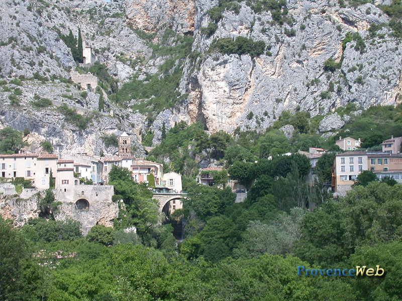 Provence 2008 :  J-29 Pont800