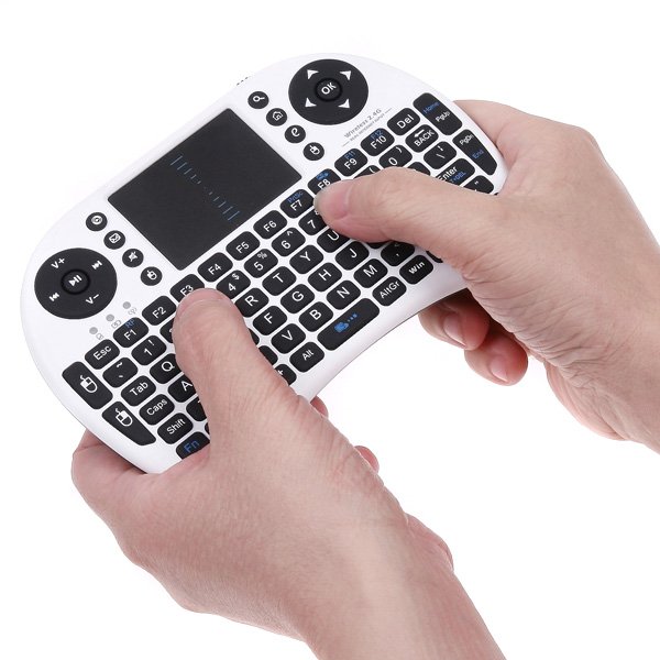 NiN$HOo² Car's - Page 4 2-4g-rii-mini-i8-wireless-keyboard-with-touchpad-for-pc-pad-google-andriod-tv-box_1_