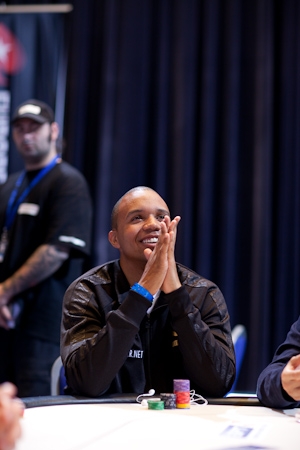 EPT Monte Carlo Day 1A : Simon Münz chipleader Phil_ivey_ept_monte_carlo-thumb-300x450-96760