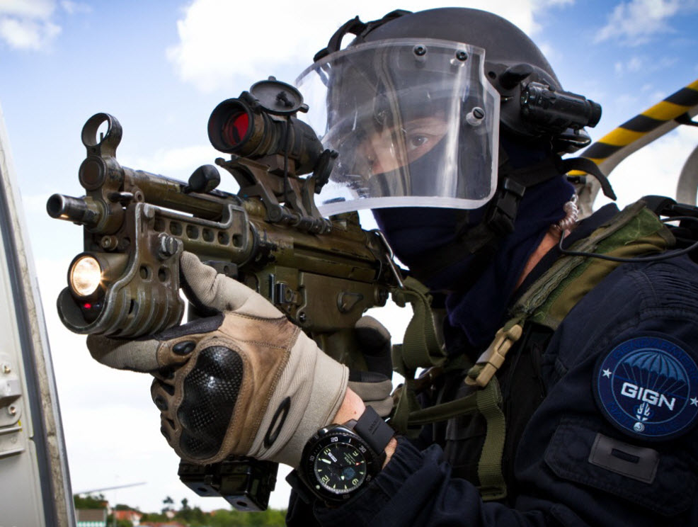 Francia busca reemplazo para el FAMAS WRX_GIGN