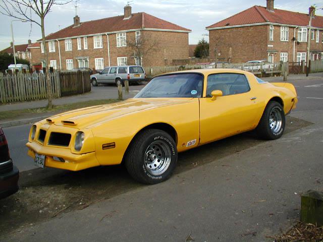 Pontiac Firebird  1976-Pontiac-Firebird.001