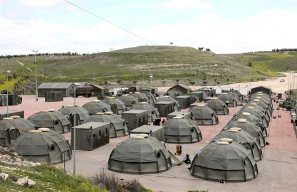 Campo de Entrenamiento Ume-maniobras-militares-arganda-instala-campamento-damnificados-recinto-ferial