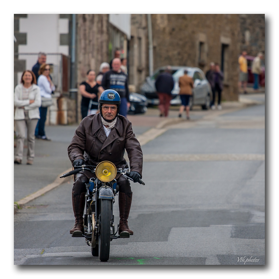 Les photos du Tour de Bretagne 2014. - Page 2 Auto13