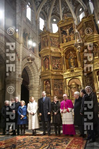 AGENDA DE LOS PRINCIPES DE ASTURIAS - Página 98 PPE12020946