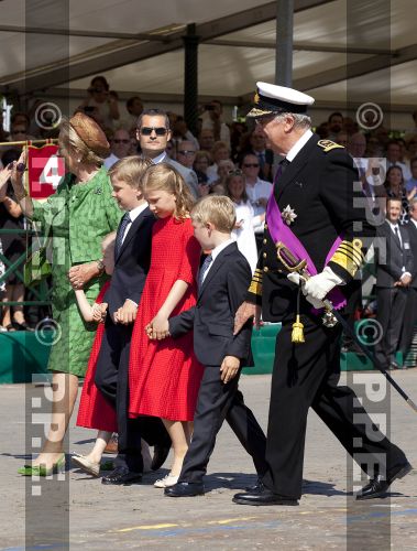 INVESTIDURA DE FELIPE Y MATHILDE COMO REYES DE BÉLGICA - Página 9 PPE130721169