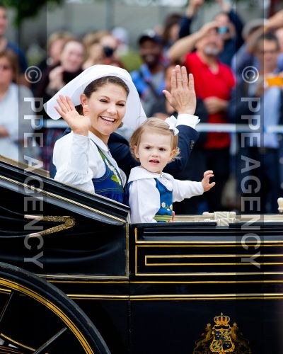 CASA REAL DE SUECIA - Página 54 PPE14060667