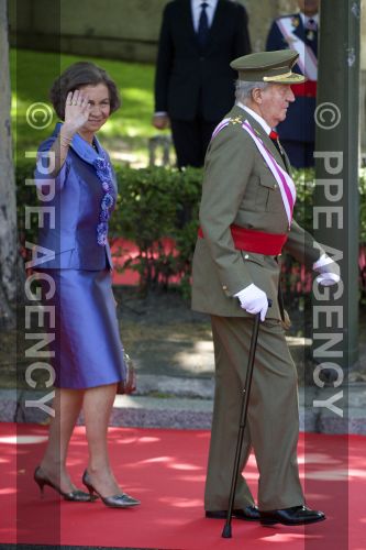 ABDICA EL REY JUAN CARLOS. FELIPE Y LETIZIA REYES - Página 13 PPE14060810