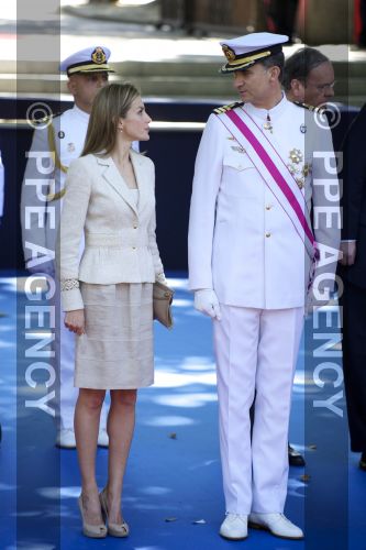 ABDICA EL REY JUAN CARLOS. FELIPE Y LETIZIA REYES - Página 13 PPE14060812