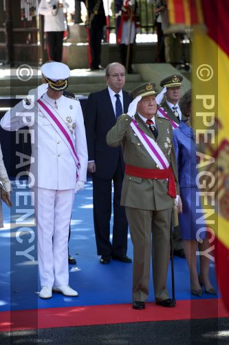 ABDICA EL REY JUAN CARLOS. FELIPE Y LETIZIA REYES - Página 13 PPE14060817