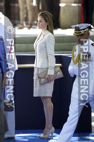 ABDICA EL REY JUAN CARLOS. FELIPE Y LETIZIA REYES - Página 13 PPE14060820