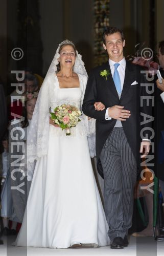 BODA DE LA PRINCESA ALIX DE LIGNE Y EL CONDE GUILLERMO DE DAMPIERRE - Página 5 PPE16061842