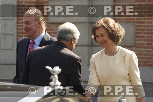 VISITA DE ESTADO DEL PRESIDENTE DE CHILE A ESPAÑA. - Página 2 PPE11030724