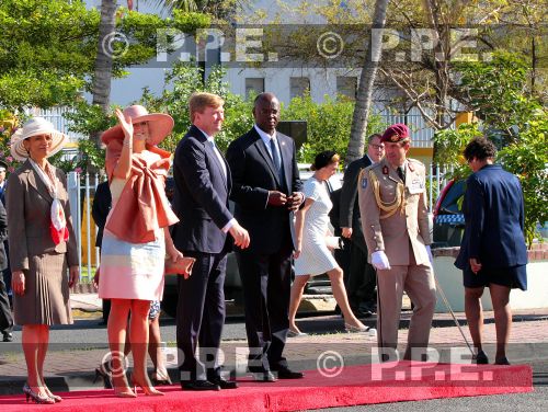 GUILLERMO Y MAXIMA, REYES DE HOLANDA - Página 18 PPE13111302