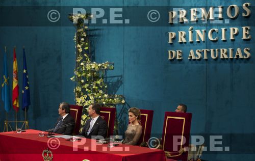 PREMIOS PRÍNCIPE DE ASTURIAS 2011 - Página 8 PPE111021103