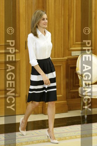 AGENDA PERSONAL DE LA REINA LETIZIA   - Página 13 PPE14091190