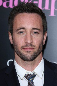 Quem vocês gostariam de ver lutando MMA? - Página 2 Alex-o-loughlin-and-his-wife-malia-jones-are-expecting-_16000522_800848884_0_0_7058917_300