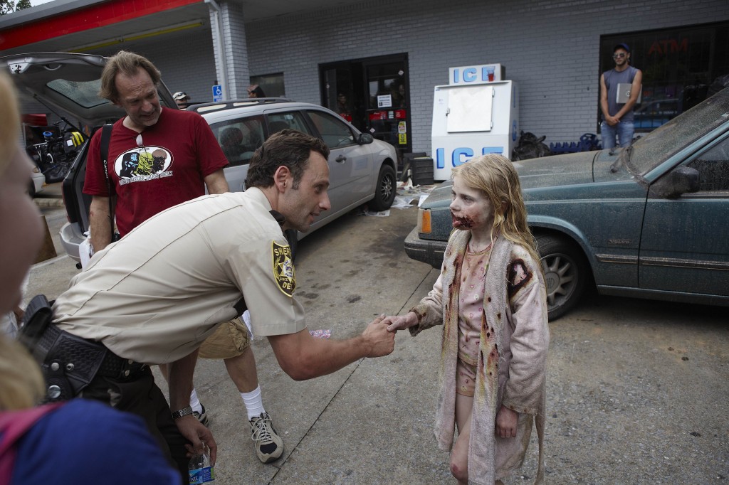 Behind the scenes [Actors and Actresses, make-up.. etc]  - Page 3 000_TWD_20100606_5504-1024x682