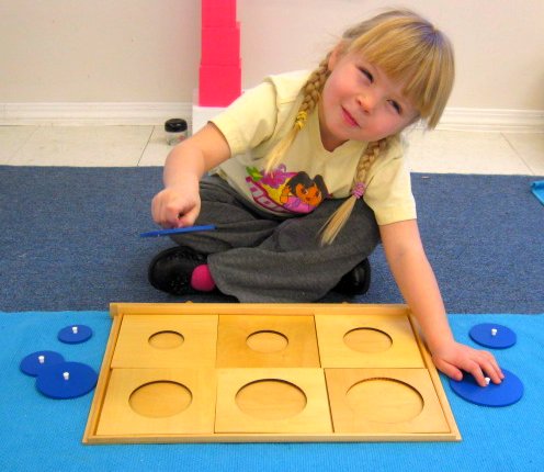 Uopstena tema,9.  deo - Page 21 Montessori-sensorial-shapes