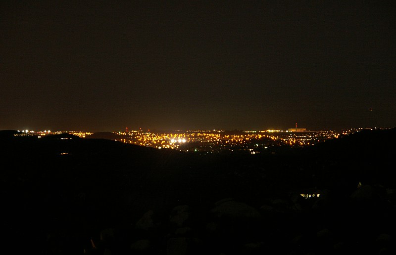 Une autouroute.... View-ocean-night