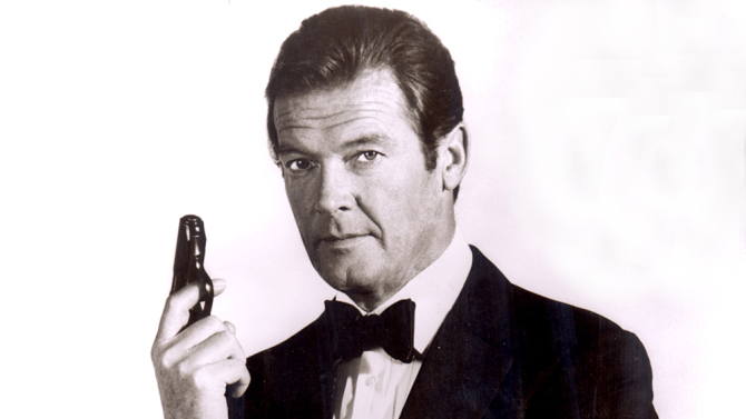 Muške filmske legende - Page 2 Rogermoore